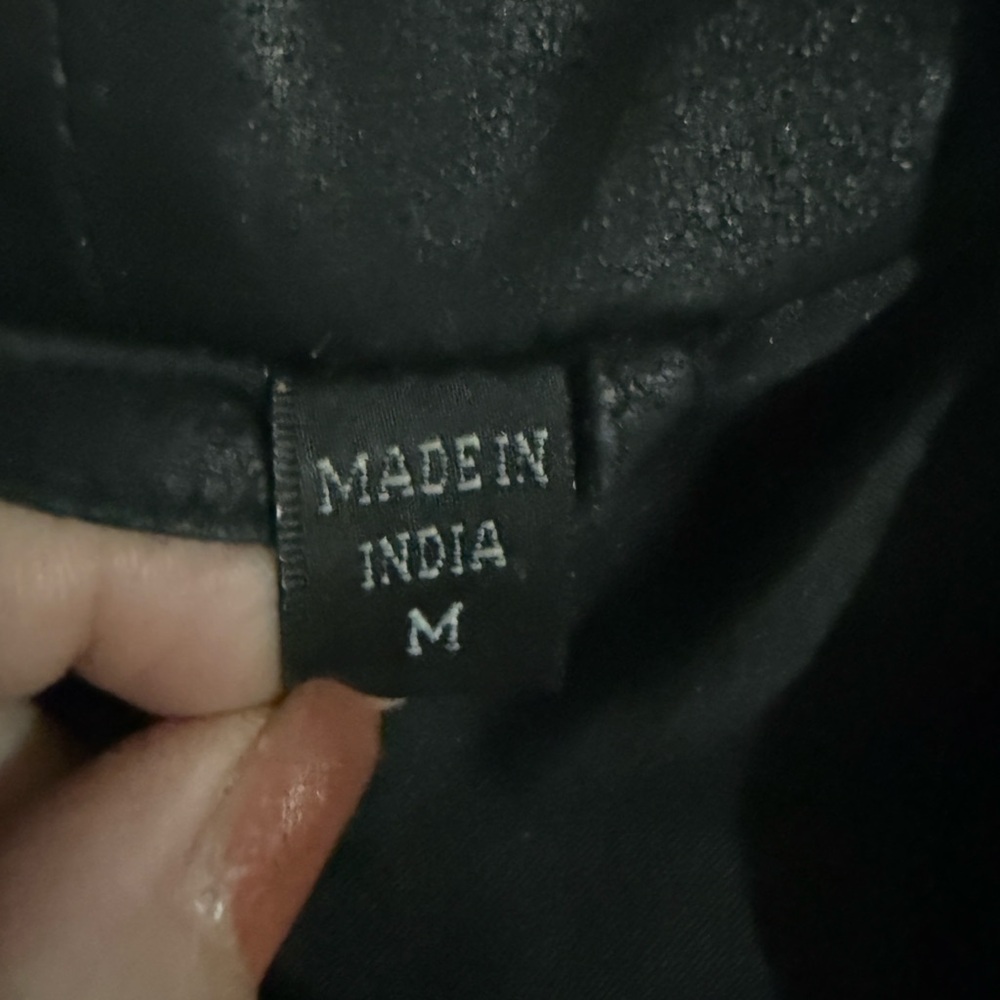 Kenna-T Real Leather Black Biker Vest with Zip Pockets - Picture 5 of 8